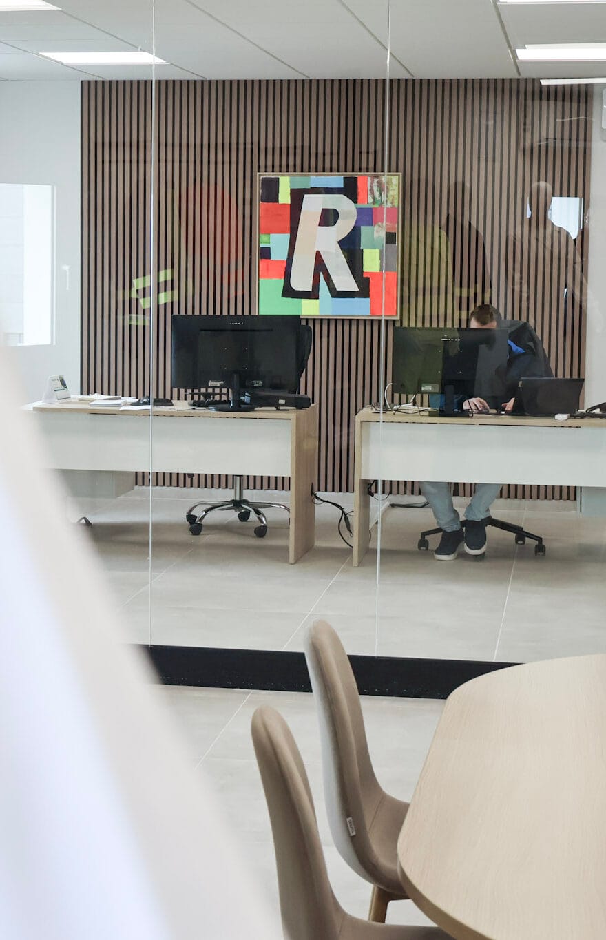 contacto rentech lavanderia y renting