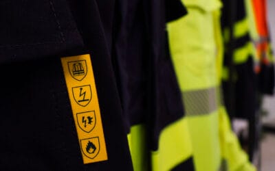 Lavado de EPIs en la Industria Química: Riesgos y Normativa